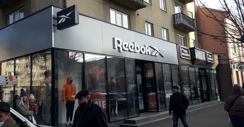 Вивіски та торцевики від Alfa Grafica